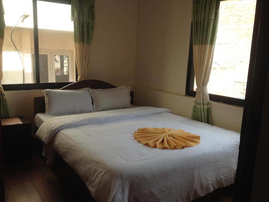 Kathmandu Peace Guesthouse Ngoại thất bức ảnh